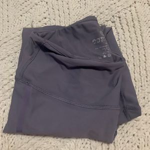 90 degree purple cropped leggings